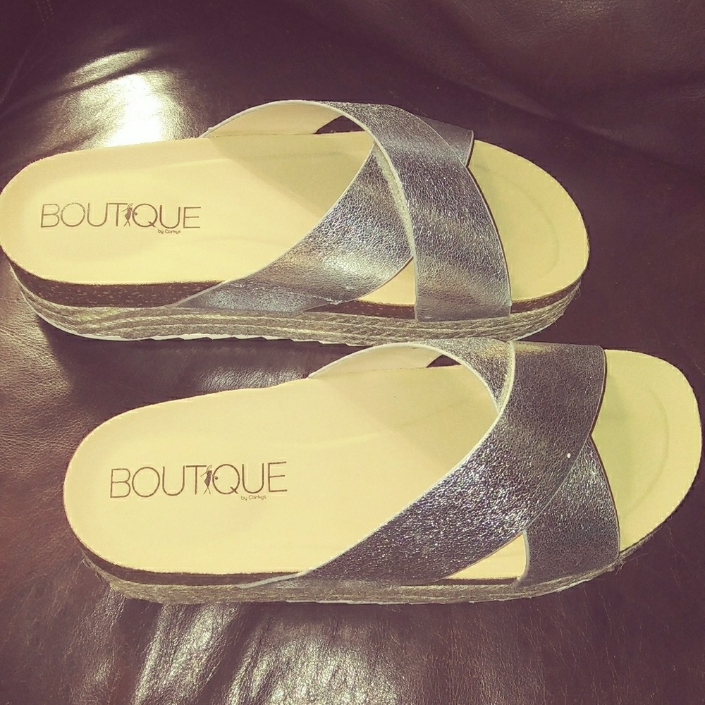 Shoes/Sandals